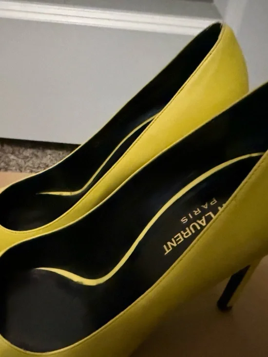 Saint Laurent Bright Yellow Pointed Leather Pumps - Picture 7 of 8